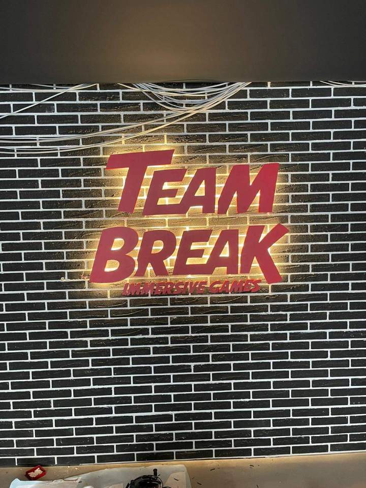 733f08bf cb6c 413d 93c7 ad0c1dad09af