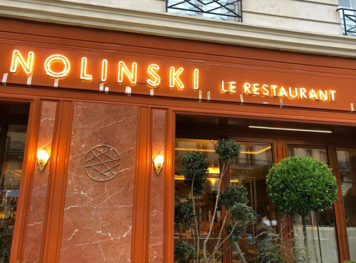 Fabrication enseigne lumineuse, Le Bourget